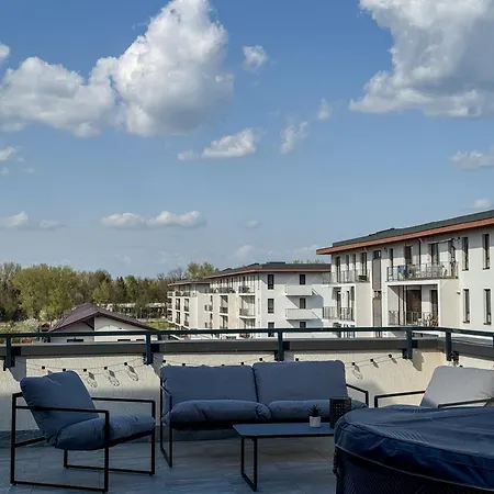 Skylark - Monaco Penthouse With Jacuzzi & Panoramic View Braşov