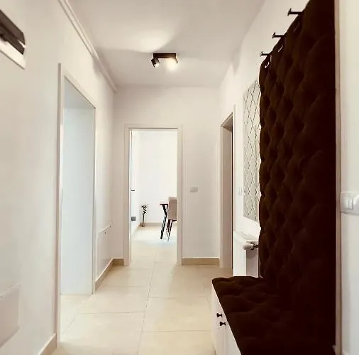 Апартаменти Skylark - Monaco Penthouse With Jacuzzi & Panoramic View *